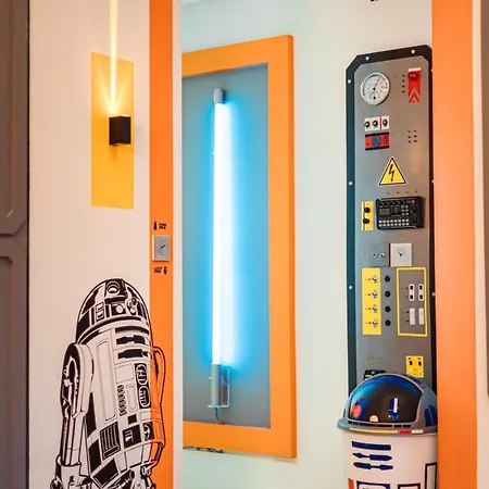 Le Vaisseau Contre L'empire - T1 With Clim & Wifi * Toulouse