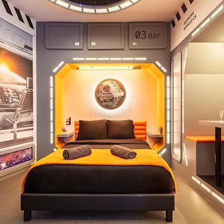 Le Vaisseau Contre L'empire - T1 With Clim & Wifi