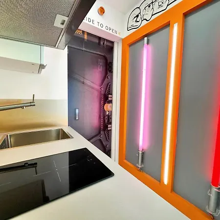Le Vaisseau Contre L'empire - T1 With Clim & Wifi * Toulouse
